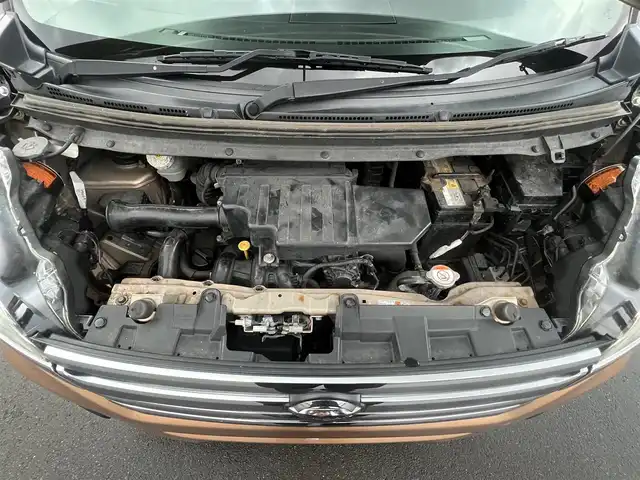 日産 デイズ ルークス ハイウェイスターターボ 秋田県 2016(平28)年 8.3万km ピンクゴールドM ４WD/ターボ/衝突軽減システム/LEDヘッドライト/純正メモリナビ（DVD/CD/BT）/フルセグ/アラウンドビューモニター/日産純正アルミ（夏タイヤ装着）/スマートキー/純正エンジンスターター/アイドリングストップ/プッシュスタート/ステアリングスイッチ/運転席シートヒーター/ETC/純正フロアマット/純正ドアバイザー/オートライト/オートエアコン/パワーステアリング/パワーウィンドウ/電動格納ウィンカーミラー/横滑り防止/盗難防止装置/寒冷地仕様/保証書/取扱説明書/記録簿/スペアキー×１