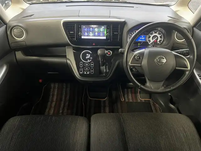 日産 デイズ ルークス ハイウェイスターターボ 秋田県 2016(平28)年 8.3万km ピンクゴールドM ４WD/ターボ/衝突軽減システム/LEDヘッドライト/純正メモリナビ（DVD/CD/BT）/フルセグ/アラウンドビューモニター/日産純正アルミ（夏タイヤ装着）/スマートキー/純正エンジンスターター/アイドリングストップ/プッシュスタート/ステアリングスイッチ/運転席シートヒーター/ETC/純正フロアマット/純正ドアバイザー/オートライト/オートエアコン/パワーステアリング/パワーウィンドウ/電動格納ウィンカーミラー/横滑り防止/盗難防止装置/寒冷地仕様/保証書/取扱説明書/記録簿/スペアキー×１