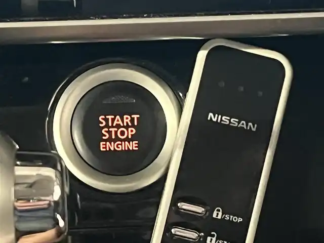 日産 デイズ ルークス ハイウェイスターターボ 秋田県 2016(平28)年 8.3万km ピンクゴールドM ４WD/ターボ/衝突軽減システム/LEDヘッドライト/純正メモリナビ（DVD/CD/BT）/フルセグ/アラウンドビューモニター/日産純正アルミ（夏タイヤ装着）/スマートキー/純正エンジンスターター/アイドリングストップ/プッシュスタート/ステアリングスイッチ/運転席シートヒーター/ETC/純正フロアマット/純正ドアバイザー/オートライト/オートエアコン/パワーステアリング/パワーウィンドウ/電動格納ウィンカーミラー/横滑り防止/盗難防止装置/寒冷地仕様/保証書/取扱説明書/記録簿/スペアキー×１