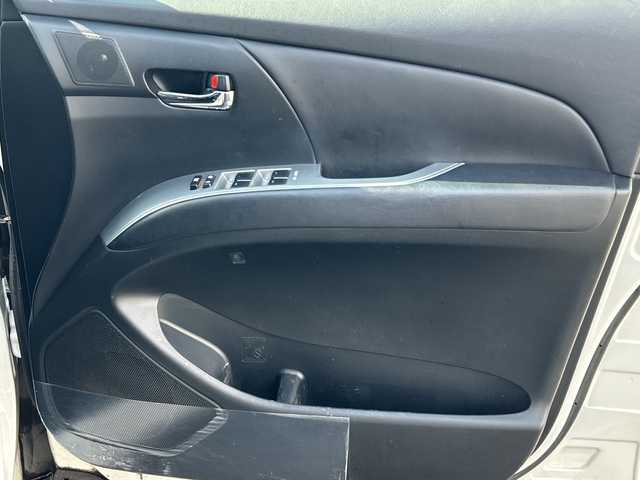 トヨタ エスティマ アエラス プレミアム 鹿児島県 2018(平30)年 10.7万km ホワイトパールクリスタルシャイン フリップダウンモニター/両側パワースライドドア/電動リアゲート/バックカメラ/オットマン/クルーズコントロール/MTモード付AT/パワーシート/フルセグTV/ナビ/ETC/レーンキープアシスト/ハーフレザーシート/純正18インチアルミホイール/プッシュスタート/スマートキー/スペアキー/オートライト/純正フロアマット/衝突被害軽減システム/横滑り防止装置　ワンオーナー