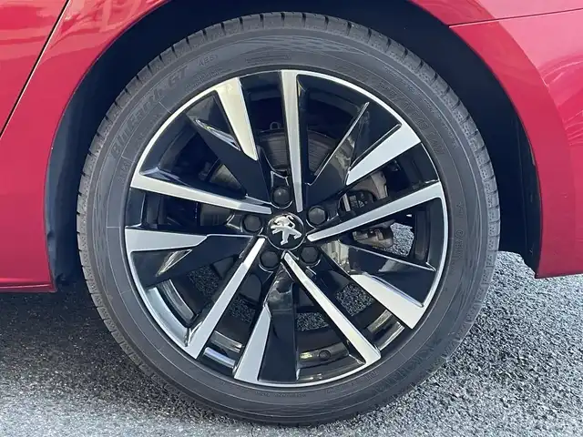 プジョー ５０８ SW GT ブルーHDi 長崎県 2020(令2)年 3.5万km 赤 ワンオーナー/社外ナビ（フルセグ、ＦＭ、AM、AppleCarPlay）/全方位カメラ/バックカメラ/フロントカメラ/DN席パワーシート/DN席シートヒーター/サンルーフ/レザーシート/ＢＳＭ/マルチポイントランバーサポート/パドルシフト/パワーバックドア/Ａストップ/ETC/レーンアシスト/ステアリングスイッチ/FOCALサウンド/保証書/取説/スペアキー