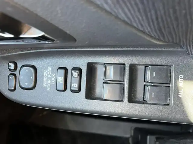 トヨタ アルファード 240S プライムセレクションⅡ 栃木県 2011(平23)年 11.7万km ホワイトパールクリスタルシャイン (株)IDOMが運営する【じしゃロン宇都宮店】の自社ローン対象車両になります。こちらは現金ご利用時の価格です。自社ローンご希望の方は別途その旨お申付け下さい。/純正ナビ/バックカメラ/フルセグ/Ｂｌｕｅｔｏｏｔｈ/フリップダウンモニター/サンルーフ/両側パワースライドドア/パワーバックドア/スマートキー/ＨＩＤヘッドライト/オートライト/ＥＴＣ