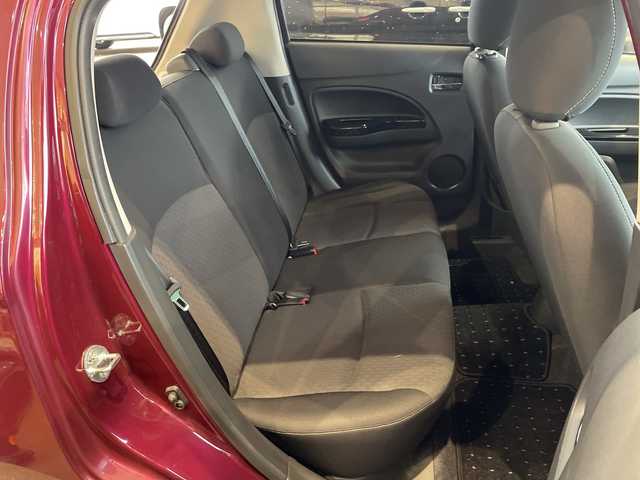 三菱 ミラージュ G 秋田県 2017(平29)年 3.8万km ワインレッドP 衝突軽減装置/社外ナビ/　CD　DVD　BT　フルセグ　SD再生/バックカメラ/ETC/横滑り防止/ステアリングスイッチ/革巻きステアリング/オートエアコン/電動格納ミラー/純正フロアマット/オートライト/スタッドレスタイヤ積み込み