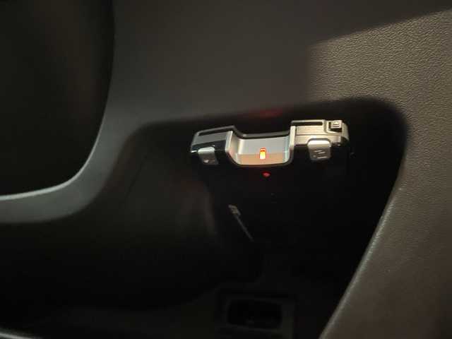 三菱 ミラージュ G 秋田県 2017(平29)年 3.8万km ワインレッドP 衝突軽減装置/社外ナビ/　CD　DVD　BT　フルセグ　SD再生/バックカメラ/ETC/横滑り防止/ステアリングスイッチ/革巻きステアリング/オートエアコン/電動格納ミラー/純正フロアマット/オートライト/スタッドレスタイヤ積み込み