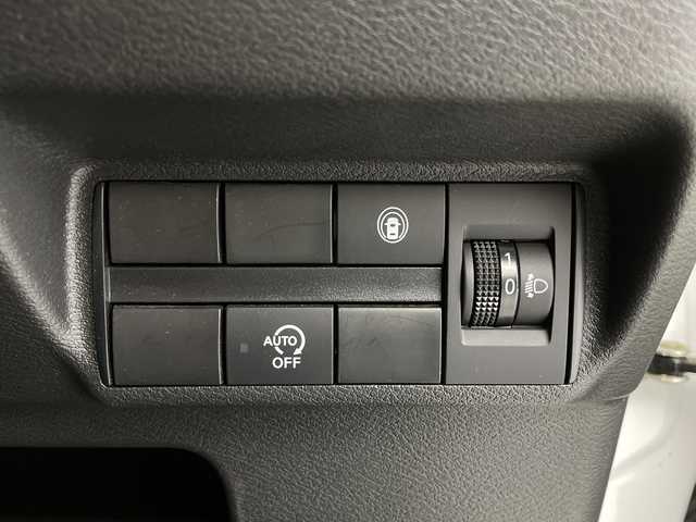 日産 デイズ X 茨城県 2020(令2)年 2.5万km ホワイトパール ワンオーナー 純正電子チューナーラジオAM・FM/CD/AUX シガーソケット USB入力端子 電格ミラー 布系シート オートライト 純正フロアマット 衝突被害軽減システム 横滑り防止装置 前後コーナーセンサー W＋サイドエアバッグ ドアバイザー 純正AW14インチ スマートキー 取扱説明書