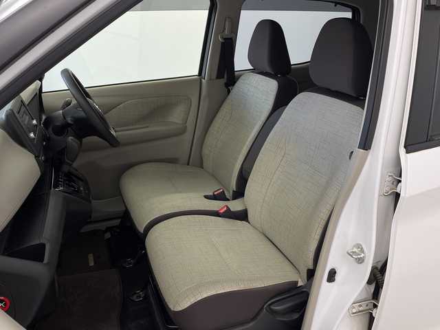 日産 デイズ X 茨城県 2020(令2)年 2.5万km ホワイトパール ワンオーナー 純正電子チューナーラジオAM・FM/CD/AUX シガーソケット USB入力端子 電格ミラー 布系シート オートライト 純正フロアマット 衝突被害軽減システム 横滑り防止装置 前後コーナーセンサー W＋サイドエアバッグ ドアバイザー 純正AW14インチ スマートキー 取扱説明書