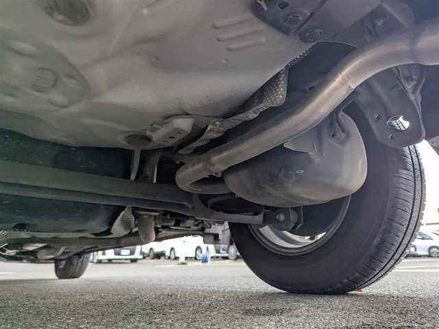 トヨタ アクア S 埼玉県 2014(平26)年 8.2万km ディープアメジストマイカメタリック 純正メモリナビ/バックカメラ/ＥＴＣ/オートライト/電動格納ミラー/スマートキー/プッシュスタート/Ｗエアバッグ/横滑り防止機能/ＡＢＳ/ドアバイザー/フロアマット/新車保証書/取扱説明書（車両＆ナビ）/スマートスペアキー有