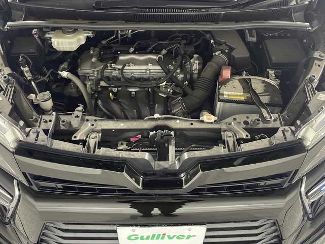 トヨタ ヴォクシー ZS 煌 神奈川県 2018(平30)年 3.9万km イナズマスパーキングブラックガラスフレーク 社外10型SDナビゲーション【AVIC-CE900VO】/フルセグ　AM FM CD DVDBluetooth　MSVSD HDMI AUX/バックモニター/両側電動スライドドア【サンシェード】/イージクローザードア【リア/スライド】/クルーズコントロール/プリクラッシュセーフティシステム/レーンディパーチャーアラート/先行車発進告知/アイドリングストップ/コンビステアリング/前後社外ドライブレコーダー/プッシュスタート/ETC/モデリスタエアロ【フロント/サイド/リア】/純正リアスポイラー/スマートキー/LEDヘッドライト/オートライト/フォグランプ/電格ウインカーミラー