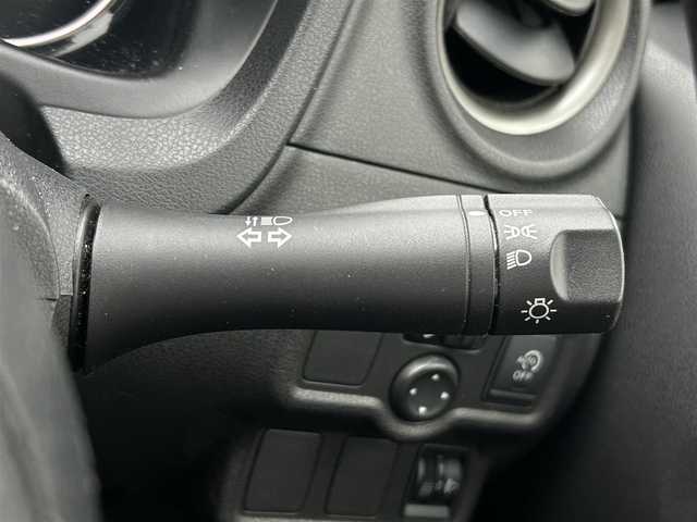 日産 ノート X DIG－S 埼玉県 2013(平25)年 4.8万km オーロラモーヴ 純正ナビ/AM FM CD SD AUX　フルセグTV/ETC/アイドリングストップ/オートエアコン/電動格納ミラー/プッシュスタート/フォグランプ/リアワイパー/社外17インチアルミホイール/スマートキー