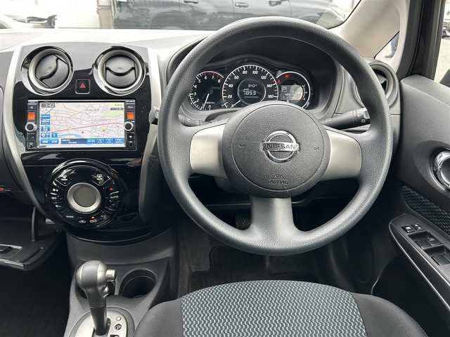 日産 ノート X DIG－S 埼玉県 2013(平25)年 4.8万km オーロラモーヴ 純正ナビ/AM FM CD SD AUX　フルセグTV/ETC/アイドリングストップ/オートエアコン/電動格納ミラー/プッシュスタート/フォグランプ/リアワイパー/社外17インチアルミホイール/スマートキー