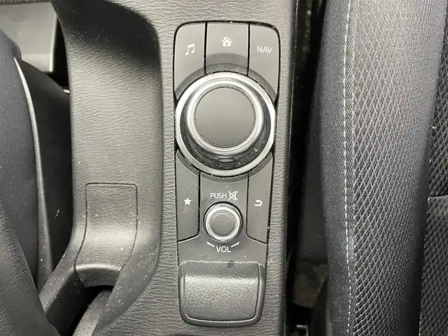 マツダ マツダ２ XD プロアクティブ Sパッケージ 滋賀県 2020(令2)年 5.1万km ディープクリスタルブルーマイカ 純正ナビ/【フルセグＴＶ/CD/DVD/Bluetooth）/全方位カメラ/ＥＴＣ/シャークフィンアンテナ/衝突被害軽減ブレーキ/車線逸脱警報/コーナーセンサー/クルーズコントロール/シートヒーター/ヘッドアップディスプレイ/ＬＥＤヘッドライト/スマートキー/６速ＭＴ