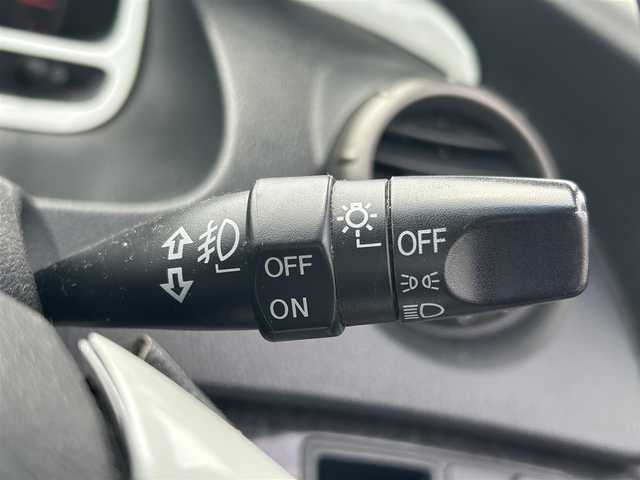 ホンダ オデッセイ アブソルート 愛知県 2004(平16)年 14万km プレミアムホワイトパール HDDナビ/（AM/FM/CD/DVD)/ETC/クルーズコントロール/純正17インチAW/HIDヘッドライト/フォグランプ/革巻きステアリング/ステアリングスィッチ