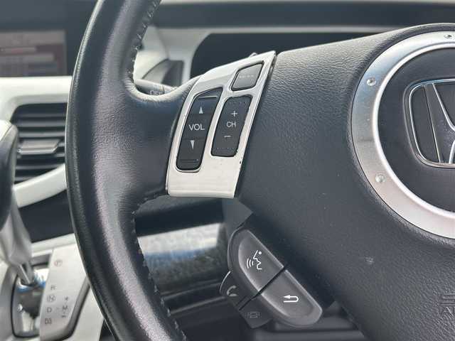 ホンダ オデッセイ アブソルート 愛知県 2004(平16)年 14万km プレミアムホワイトパール HDDナビ/（AM/FM/CD/DVD)/ETC/クルーズコントロール/純正17インチAW/HIDヘッドライト/フォグランプ/革巻きステアリング/ステアリングスィッチ