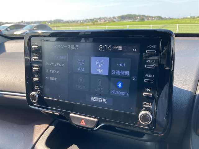 トヨタ ヤリスクロス ハイブリッド Z 鳥取県 2021(令3)年 4.8万km センシュアルレッドマイカ ４WD・ハイブリット/ワンオーナー/純正8インチディスプレイオーディオ/BT/USB/Miracast/パノラミックビューモニター/前後ドライブレコーダー/ビルトインETC/トヨタセーフティセンス/レーンキープアシスト/レーダークルーズコントロール/運転席パワーシート/前席シートヒーター/LEDヘットライト/フォグライト/純正18インチアルミホイール/プッシュエンジンスタート/スマートキー×２/スタットレスセット積込み（タイヤ溝６部山）