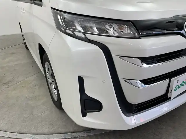 トヨタ ノア X 群馬県 2023(令5)年 2.7万km パール 純正８型ディスプレイオーディオ　ＥＴＣ　アダプティブクルーズコントロール　ドライブレコーダー　バックカメラ　オートライト　オートハイビーム　リモコンキー　バックカメラ　フルセグテレビ　禁煙車