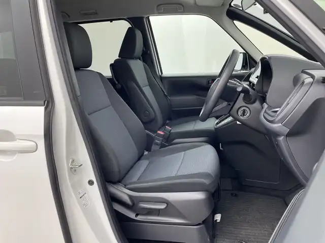 トヨタ ノア X 群馬県 2023(令5)年 2.7万km パール 純正８型ディスプレイオーディオ　ＥＴＣ　アダプティブクルーズコントロール　ドライブレコーダー　バックカメラ　オートライト　オートハイビーム　リモコンキー　バックカメラ　フルセグテレビ　禁煙車
