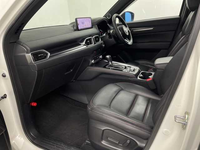 マツダ ＣＸ－５ XD スポーツアピアランス 埼玉県 2023(令5)年 2.6万km スノーフレイクホワイトパールマイカ i-ACTIVSENSE/BOSE　プレミアムサウンド/純正メモリナビ/DVD/Bluetooth/フルセグ/全方位カメラ/DVDデッキ/デジタルインナーミラー/前後ドライブレコーダー/ETC２．０/レザーシート/前席シートヒーター/運転席パワーシート/純正１９インチAW/純正フロアマット/プッシュスタート/スマートキー