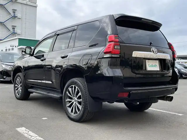 トヨタ ランドクルーザー プラド TX Lパッケージ 東京都 2020(令2)年 2.9万km ブラック メーカーナビ/AM/FM/USB/Bluetooth/Miracast/全周囲カメラ/純正OP19インチAW/レーダークルーズコントロール/黒革シート/パワーシート/前席シートヒーター＆ベンチレーション/ETC2.0/純正ドライブレコーダー/プッシュスタート/スマートキー×2/保証書/取扱説明書