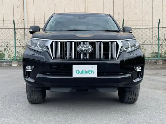 トヨタ ランドクルーザー プラド TX Lパッケージ 東京都 2020(令2)年 2.9万km ブラック メーカーナビ/AM/FM/USB/Bluetooth/Miracast/全周囲カメラ/純正OP19インチAW/レーダークルーズコントロール/黒革シート/パワーシート/前席シートヒーター＆ベンチレーション/ETC2.0/純正ドライブレコーダー/プッシュスタート/スマートキー×2/保証書/取扱説明書