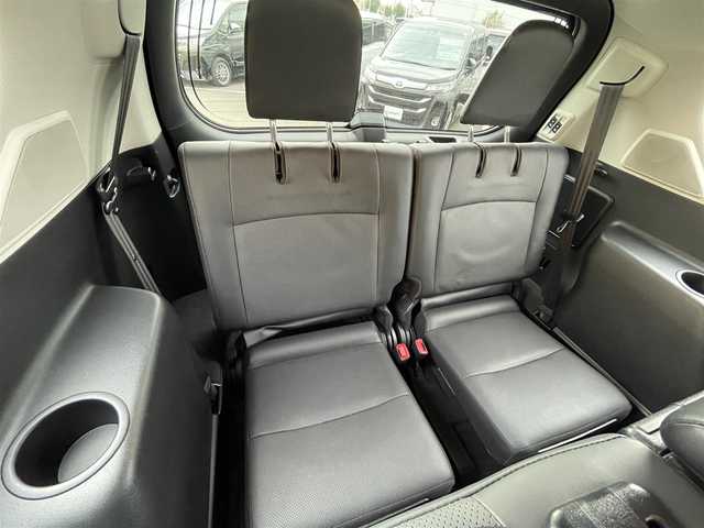 トヨタ ランドクルーザー プラド TX Lパッケージ 東京都 2020(令2)年 2.9万km ブラック メーカーナビ/AM/FM/USB/Bluetooth/Miracast/全周囲カメラ/純正OP19インチAW/レーダークルーズコントロール/黒革シート/パワーシート/前席シートヒーター＆ベンチレーション/ETC2.0/純正ドライブレコーダー/プッシュスタート/スマートキー×2/保証書/取扱説明書