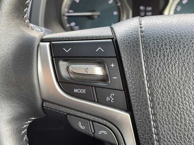 トヨタ ランドクルーザー プラド TX Lパッケージ 東京都 2020(令2)年 2.9万km ブラック メーカーナビ/AM/FM/USB/Bluetooth/Miracast/全周囲カメラ/純正OP19インチAW/レーダークルーズコントロール/黒革シート/パワーシート/前席シートヒーター＆ベンチレーション/ETC2.0/純正ドライブレコーダー/プッシュスタート/スマートキー×2/保証書/取扱説明書