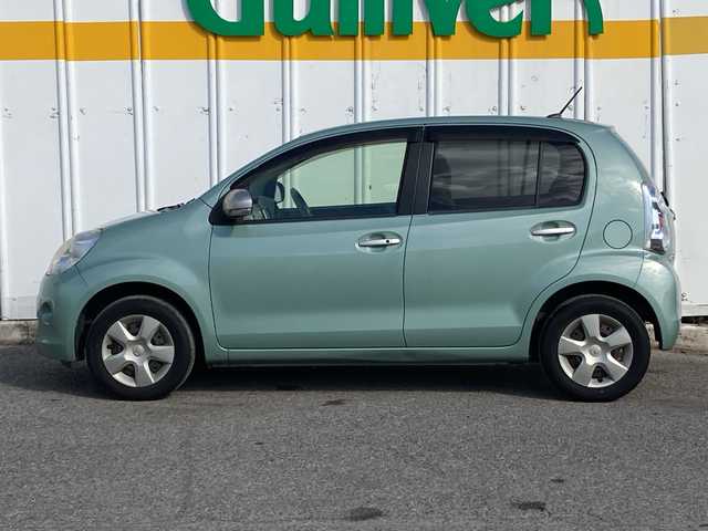 トヨタ パッソ プラスハナ 埼玉県 2012(平24)年 14.1万km ウグイスメタリック 外部検査実施済み/４ＷＤ/純正ＨＤＤナビ＆ワンセグＴＶ/（ＣＤ＆ＤＶＤ＆ＭＳＶ）/バックカメラ/スマートキー/エンジンスターター/電動格納ミラー/Ｗエアバッグ/ＡＢＳ/純正フロアマット/ドアバイザー/新車保証書/取扱説明書/スペアキー有