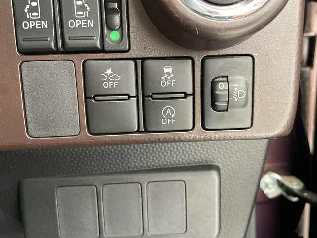 トヨタ タンク G－T 愛知県 2016(平28)年 6.5万km プラムブラウンパールクリスタルシャイン 純正ナビ/両側パワースライドドア/クルーズコントロール/シートヒーター/バックカメラ/コーナーセンサー/オートライト/ＥＴＣ/衝突軽減システム/フルセグ/CD DVD/Bluetooth/ステアリングスイッチ/スマートキー/プッシュスタート