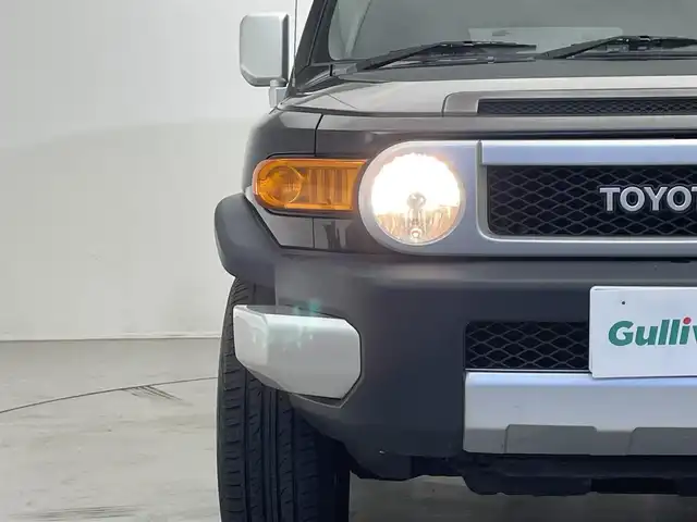 トヨタ ＦＪクルーザー 滋賀県 2011(平23)年 17.9万km ブラック/ホワイト サイドステップ/コーナーセンサー/デフロック/純正１７AW/横滑り防止/キーレスキー/ETC/Wエアバック/カーテンエアバック/ABS