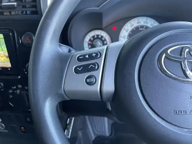 トヨタ ＦＪクルーザー 滋賀県 2011(平23)年 17.9万km ブラック/ホワイト サイドステップ/コーナーセンサー/デフロック/純正１７AW/横滑り防止/キーレスキー/ETC/Wエアバック/カーテンエアバック/ABS