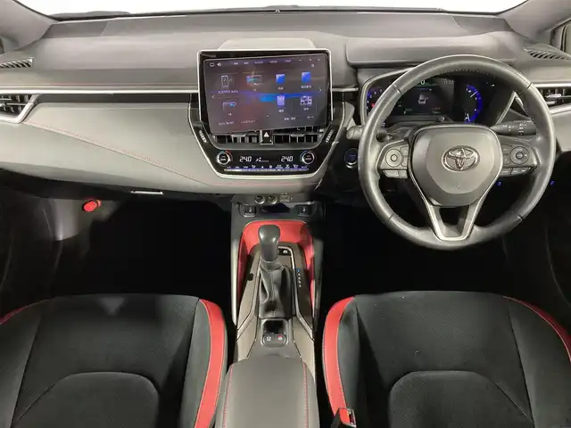 トヨタ カローラ スポーツ ハイブリッドG Z 沖縄県 2019(令1)年 4.6万km シルバーM 禁煙車/純正ナビ(フルセグテレビ、BT、DVD、SD、HDMI)/衝突軽減ブレーキ/レーダークルーズコントロール/プリクラッシュセーフティー/デジタルインナーミラー/ステアリングスイッチ/純正AW/LEDヘッドライト/オートライト/オートハイビーム/シートヒーター/ハーフレザーシート