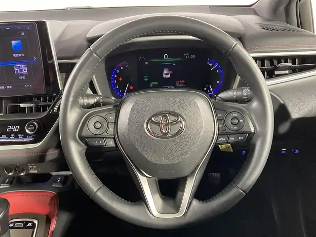 トヨタ カローラ スポーツ ハイブリッドG Z 沖縄県 2019(令1)年 4.6万km シルバーM 禁煙車/純正ナビ(フルセグテレビ、BT、DVD、SD、HDMI)/衝突軽減ブレーキ/レーダークルーズコントロール/プリクラッシュセーフティー/デジタルインナーミラー/ステアリングスイッチ/純正AW/LEDヘッドライト/オートライト/オートハイビーム/シートヒーター/ハーフレザーシート