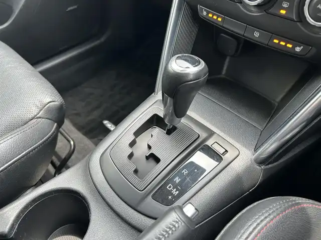 マツダ ＣＸ－５ XD Lパッケージ 長崎県 2012(平24)年 7.3万km ブラック (株)IDOMが運営する【じしゃロン長崎店】の自社ローン専用車両になりますこちらは現金またはオートローンご利用時の価格です。自社ローンご希望の方は別途その旨お申付け下さい/ナビ　/バックカメラ　/サイドカメラ　/黒革シート　/シートヒーター　/パワーシート　/ＢＯＳＥサウンド　/クルーズコントロール　/プッシュスタート　/ＨＩＤヘッドライト　/オートライト　/フォグランプ　/ＡＦＳ　/ＥＴＣ
