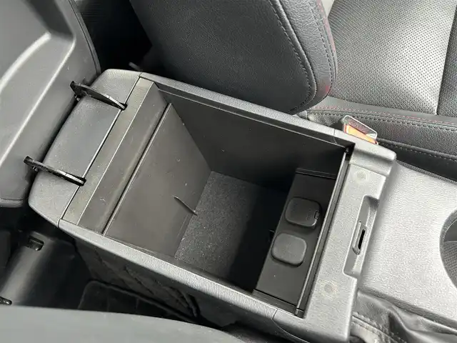 マツダ ＣＸ－５ XD Lパッケージ 長崎県 2012(平24)年 7.3万km ブラック (株)IDOMが運営する【じしゃロン長崎店】の自社ローン専用車両になりますこちらは現金またはオートローンご利用時の価格です。自社ローンご希望の方は別途その旨お申付け下さい/ナビ　/バックカメラ　/サイドカメラ　/黒革シート　/シートヒーター　/パワーシート　/ＢＯＳＥサウンド　/クルーズコントロール　/プッシュスタート　/ＨＩＤヘッドライト　/オートライト　/フォグランプ　/ＡＦＳ　/ＥＴＣ