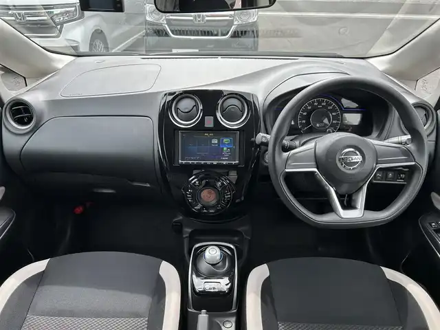 日産 ノート e－パワー X 島根県 2020(令2)年 2.4万km ガーネットレッド 純正メモリナビ　/フルセグＴＶ　/ＤＶＤ再生　/Ｂｌｕｅｔｏｏｔｈ接続　/前後ドライブレコーダー　/衝突軽減ブレーキ　/前後コーナーセンサー　/レーンキープアシスト　/横滑り防止装置/スマートキー　/プッシュスタート/オートハイビーム／ライト　/純正１５インチアルミホイール