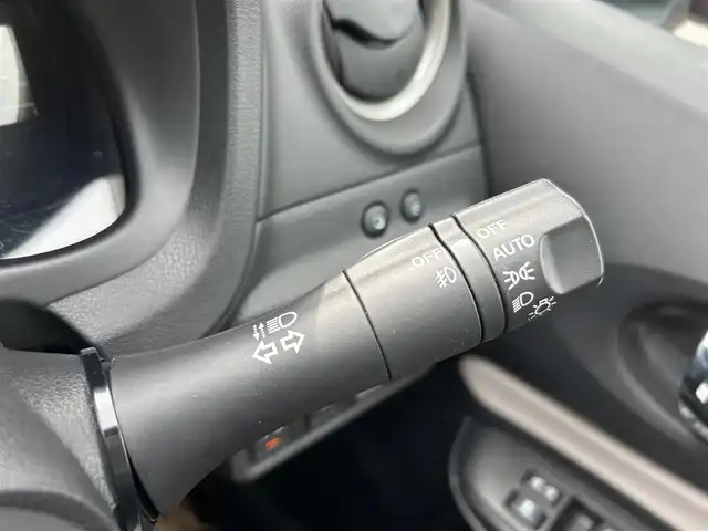 日産 ノート e－パワー X 島根県 2020(令2)年 2.4万km ガーネットレッド 純正メモリナビ　/フルセグＴＶ　/ＤＶＤ再生　/Ｂｌｕｅｔｏｏｔｈ接続　/前後ドライブレコーダー　/衝突軽減ブレーキ　/前後コーナーセンサー　/レーンキープアシスト　/横滑り防止装置/スマートキー　/プッシュスタート/オートハイビーム／ライト　/純正１５インチアルミホイール