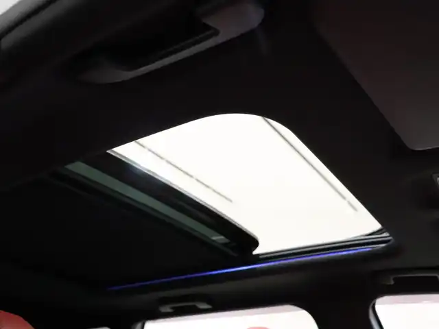 プジョー ５００８ GT ブルーHDi レッドナッパ 静岡県 2022(令4)年 2.9万km パール サンルーフ /レッドナッパレザー /シートヒーター /AppleCarPlay /360°カメラ /ACC LKA BSM /18インチAW /LEDヘッドライト /パドルシフト /ドラレコ前後 /ダウンヒルアシスト /アンビエントライト /ワイヤレス充電