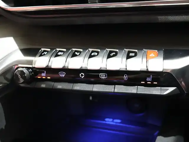 プジョー ５００８ GT ブルーHDi レッドナッパ 静岡県 2022(令4)年 2.9万km パール サンルーフ /レッドナッパレザー /シートヒーター /AppleCarPlay /360°カメラ /ACC LKA BSM /18インチAW /LEDヘッドライト /パドルシフト /ドラレコ前後 /ダウンヒルアシスト /アンビエントライト /ワイヤレス充電