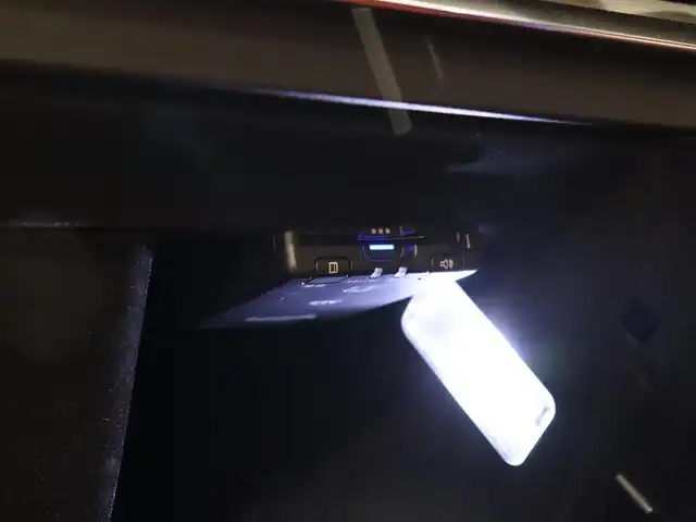 プジョー ５００８ GT ブルーHDi レッドナッパ 静岡県 2022(令4)年 2.9万km パール サンルーフ /レッドナッパレザー /シートヒーター /AppleCarPlay /360°カメラ /ACC LKA BSM /18インチAW /LEDヘッドライト /パドルシフト /ドラレコ前後 /ダウンヒルアシスト /アンビエントライト /ワイヤレス充電