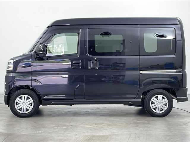 ダイハツ アトレー バン RS 道央・札幌 2025(令7)年 0.1千km ブラックマイカメタリック ・4WD/・純正ディスプレイオーディオ&BT&USB&Apple Car Play&Android Auto&HDMI/・バックカメラ/・両側パワースライドドア/・レーダークルーズコントロール/・スマートアシストIII/・LEDヘッドライト/・LEDフォグランプ/・オートハイビーム/・コーナーセンサー/・スマートキー/・スペアキー