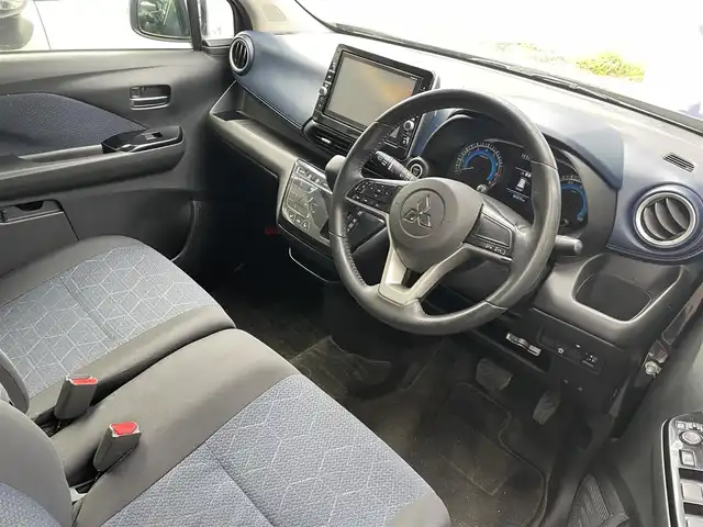 三菱 ｅＫクロス G 福岡県 2019(令1)年 8.7万km アメジストブラック (株)IDOMが運営する【じしゃロン八幡西店】の自社ローン専用車両になります。こちらは現金またはオートローンご利用時の価格です。自社ローンご希望の方は別途その旨お申付け下さい/衝突被害軽減システム/純正メモリナビ/地デジ/Bluetooth/バックカメラ/シートヒーター/オートライト/LEDライト/ETC