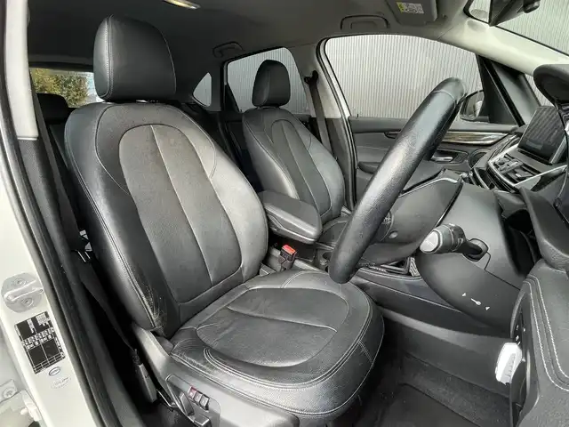 ＢＭＷ ２１８ｄ アクティブツアラー ラグジュアリー 長野県 2017(平29)年 9.6万km パール 黒革シート　/インテリジェントセーフティ　/パワーシート　/シートヒーター　/オートライト　/前後フォグランプ　/ミラーＥＴＣ/アンビエントライト　/電動リアゲート　/ＬＥＤヘッドライト