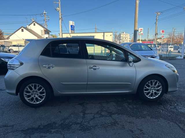 トヨタ ブレイド 神奈川県 2006(平18)年 5.9万km シルバーM プッシュスタート/ビルトインETC/スペアキー一本/オートライト/フォグライト/横滑り防止装置/電動格納ミラー/純正フロアマット/革巻きステアリング