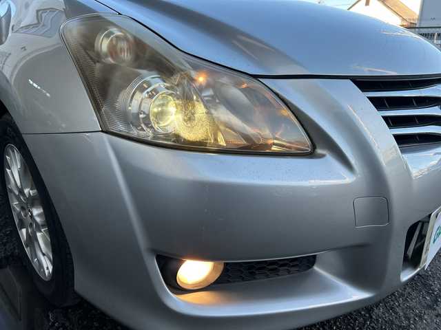 トヨタ ブレイド 神奈川県 2006(平18)年 5.9万km シルバーM プッシュスタート/ビルトインETC/スペアキー一本/オートライト/フォグライト/横滑り防止装置/電動格納ミラー/純正フロアマット/革巻きステアリング