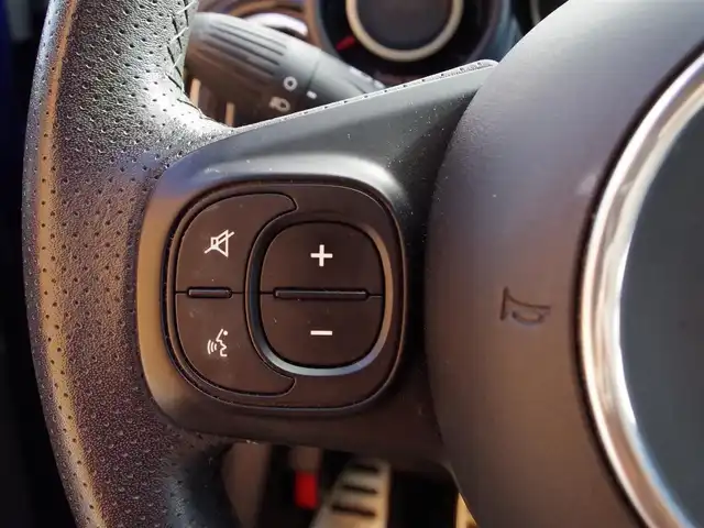 アバルト ５９５ モンスターエナジー・ヤマハ 埼玉県 2021(令3)年 4.4万km 青 総台数60台/左H20台限定車/左ハンドル/マニュアル車/5速ミッション/CarPlay/Android Auto/パークセンサー/純正ディスプレイオーディオ/ドライブレコーダー/ETC/ブラック塗装純正17インチアルミホイール/ディスチャージヘッドライト/キーレス