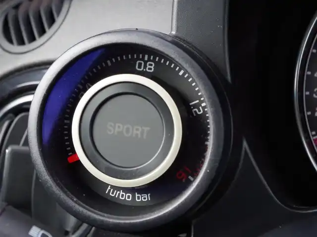 アバルト ５９５ モンスターエナジー・ヤマハ 埼玉県 2021(令3)年 4.4万km 青 総台数60台/左H20台限定車/左ハンドル/マニュアル車/5速ミッション/CarPlay/Android Auto/パークセンサー/純正ディスプレイオーディオ/ドライブレコーダー/ETC/ブラック塗装純正17インチアルミホイール/ディスチャージヘッドライト/キーレス