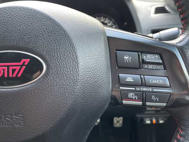 スバル レガシィ Ｂ４ 2．5iアイサイト tS 茨城県 2013(平25)年 10.6万km クリスタルブラックシリカ 社外ナビ/フルセグTV/CD/DVD/FM/AM/SD/iPod/USB/AUX/Bluetooth接続/メモリー機能付きパワーシート/衝突軽減ブレーキ/バックモニター/レーダークルーズコントロール/レーンキープアシスト/横滑り防止装置/ETC/ドライブレコーダー/スマートキー/スペアキー1/保証書/取扱説明書