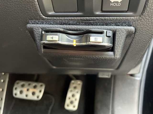 スバル レガシィ Ｂ４ 2．5iアイサイト tS 茨城県 2013(平25)年 10.6万km クリスタルブラックシリカ 社外ナビ/フルセグTV/CD/DVD/FM/AM/SD/iPod/USB/AUX/Bluetooth接続/メモリー機能付きパワーシート/衝突軽減ブレーキ/バックモニター/レーダークルーズコントロール/レーンキープアシスト/横滑り防止装置/ETC/ドライブレコーダー/スマートキー/スペアキー1/保証書/取扱説明書