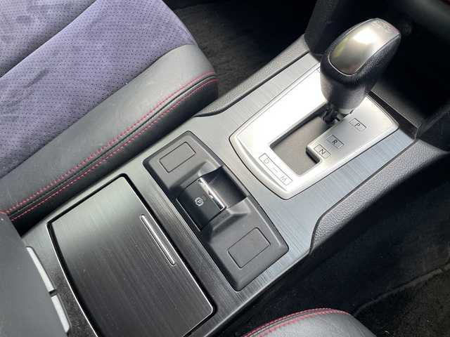 スバル レガシィ Ｂ４ 2．5iアイサイト tS 茨城県 2013(平25)年 10.6万km クリスタルブラックシリカ 社外ナビ/フルセグTV/CD/DVD/FM/AM/SD/iPod/USB/AUX/Bluetooth接続/メモリー機能付きパワーシート/衝突軽減ブレーキ/バックモニター/レーダークルーズコントロール/レーンキープアシスト/横滑り防止装置/ETC/ドライブレコーダー/スマートキー/スペアキー1/保証書/取扱説明書