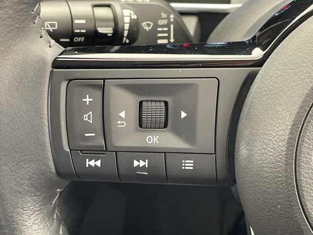 日産 オーラ G レザーエディション 千葉県 2024(令6)年 0.9万km ピュアホワイトパール / スーパーブラック 2トーン プロパイロット/純正メーカーナビ（BT/フルセグ/Carplay/HDMI）/全方位カメラ/ETC2.0/BOSEサウンド/衝突軽減ブレーキ/レーダークルーズコントロール/レーンキープアシスト/前後コーナーセンサー/ドライブレコーダー/ワイヤレス充電/デジタルインナーミラー/ブラインドスポットモニター/純正フロアマット/LEDヘッドライト/オートライト/スマートキー/プッシュスタート