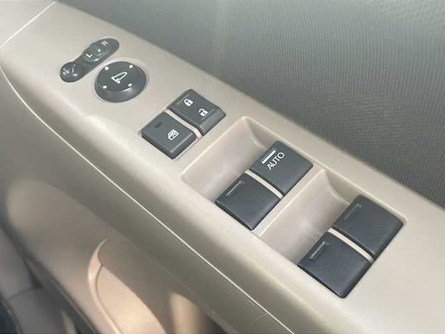 ホンダ Ｎ ＢＯＸ G ターボ Lパッケージ 高知県 2014(平26)年 10.8万km プレミアムブロンズパール 両側パワースライドドア/ターボ/７インチナビ/（バックカメラ/Bluetoothオーディオ/フルセグTV/ＣＤ・DVD）/ETC/ベンチシート/オートライト/クルーズコントロール/スマートキー